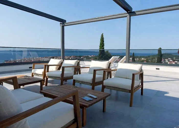 Ivano With Pool & Jacuzzi * טרוגיר